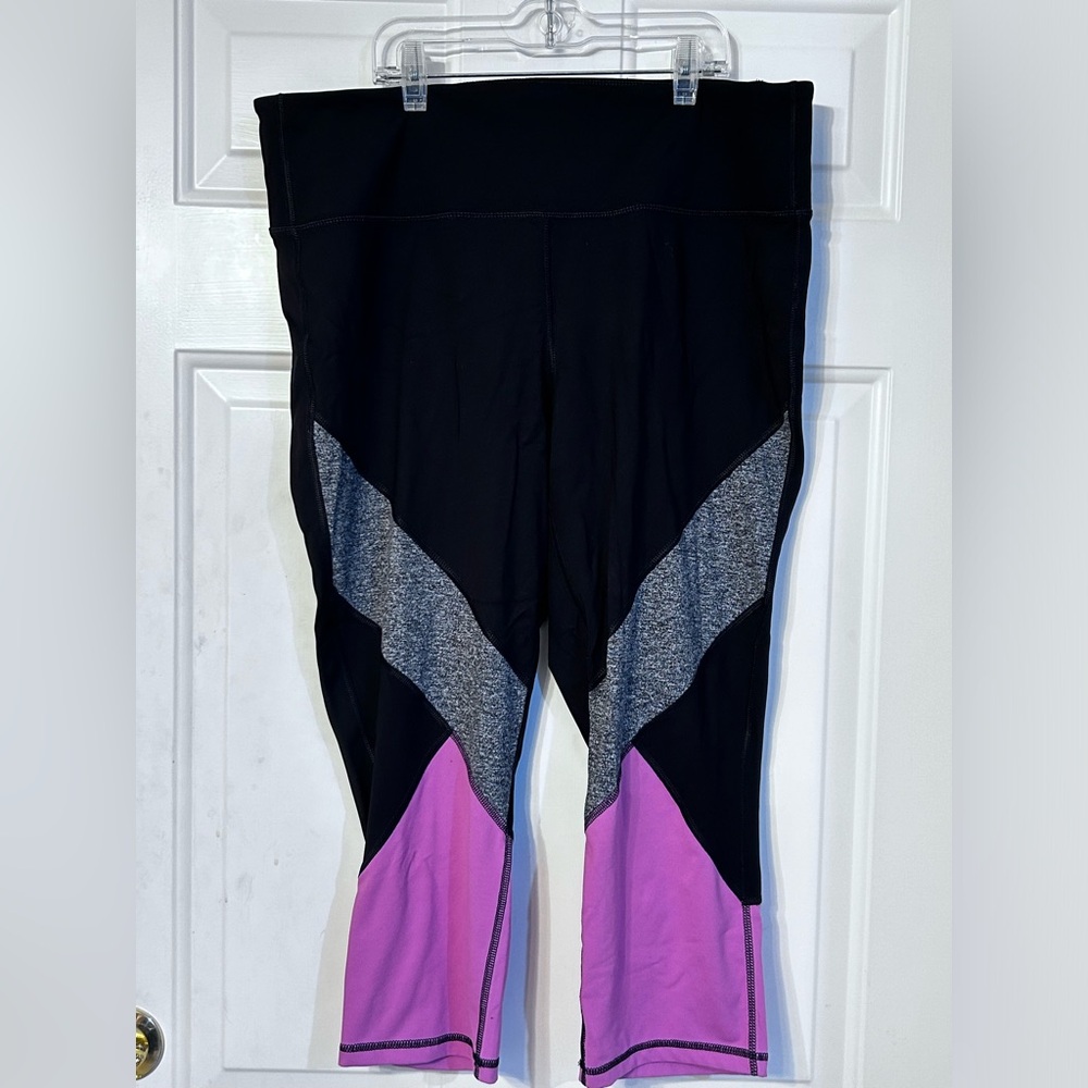 Lane Bryant Livi capri leggings, size 18/20